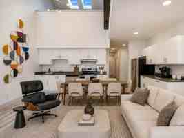 featured image of 3902 S Ferdinand St