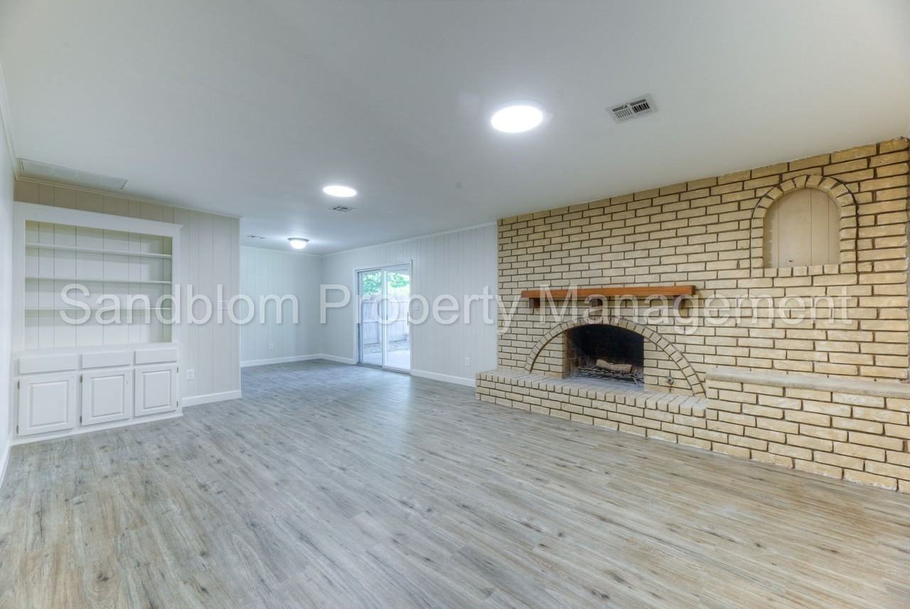 7510 E 53rd Pl - Photo 5 of 29