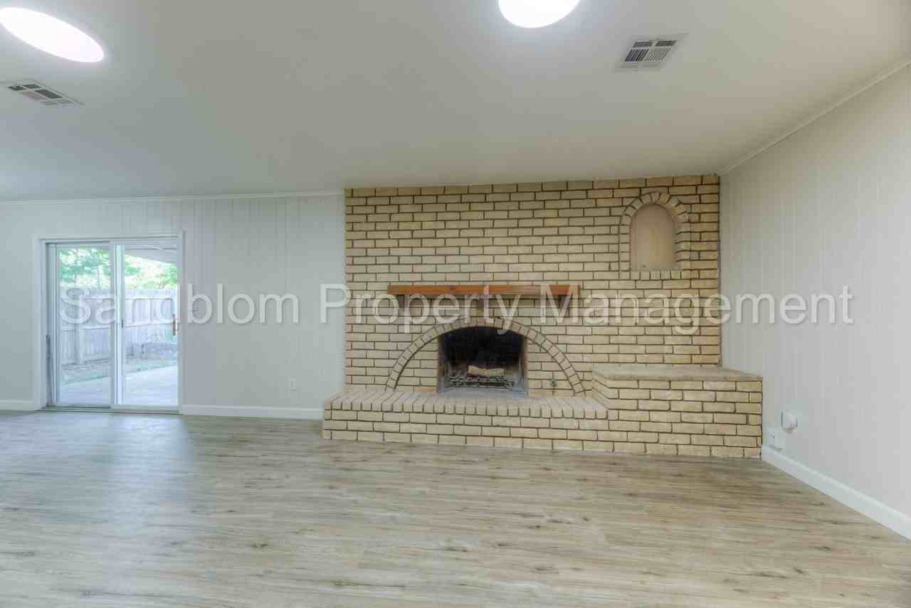 7510 E 53rd Pl - Photo 6 of 29