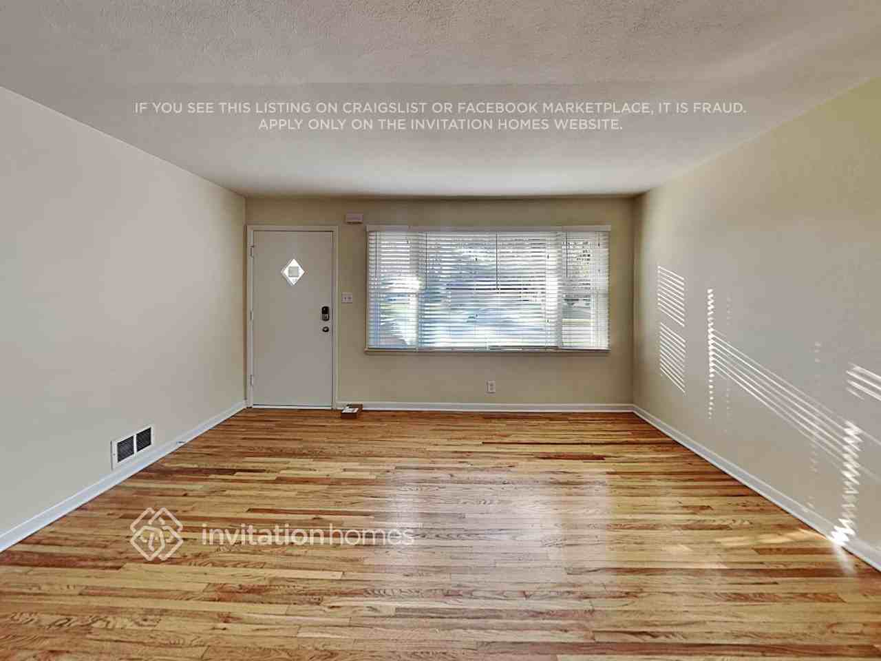 1159 W Marion St - Photo 4 of 19