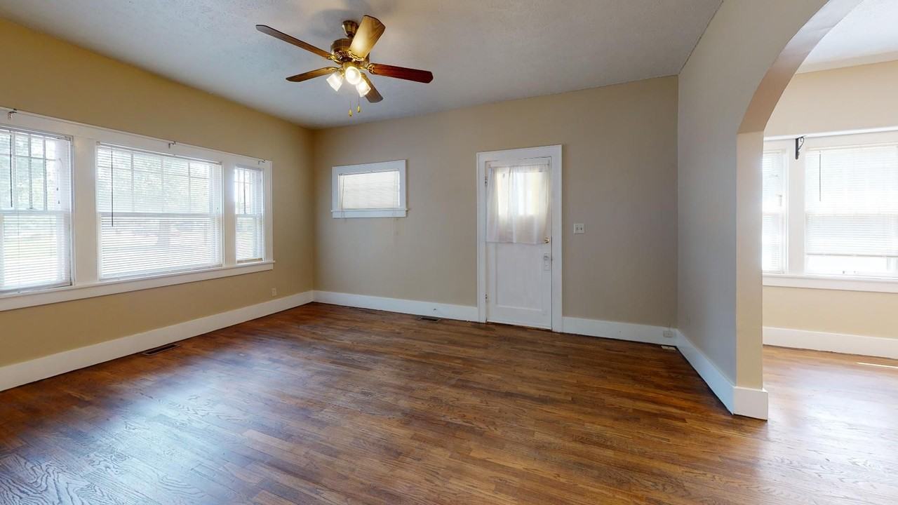 3000 18th St - Photo 2 of 16
