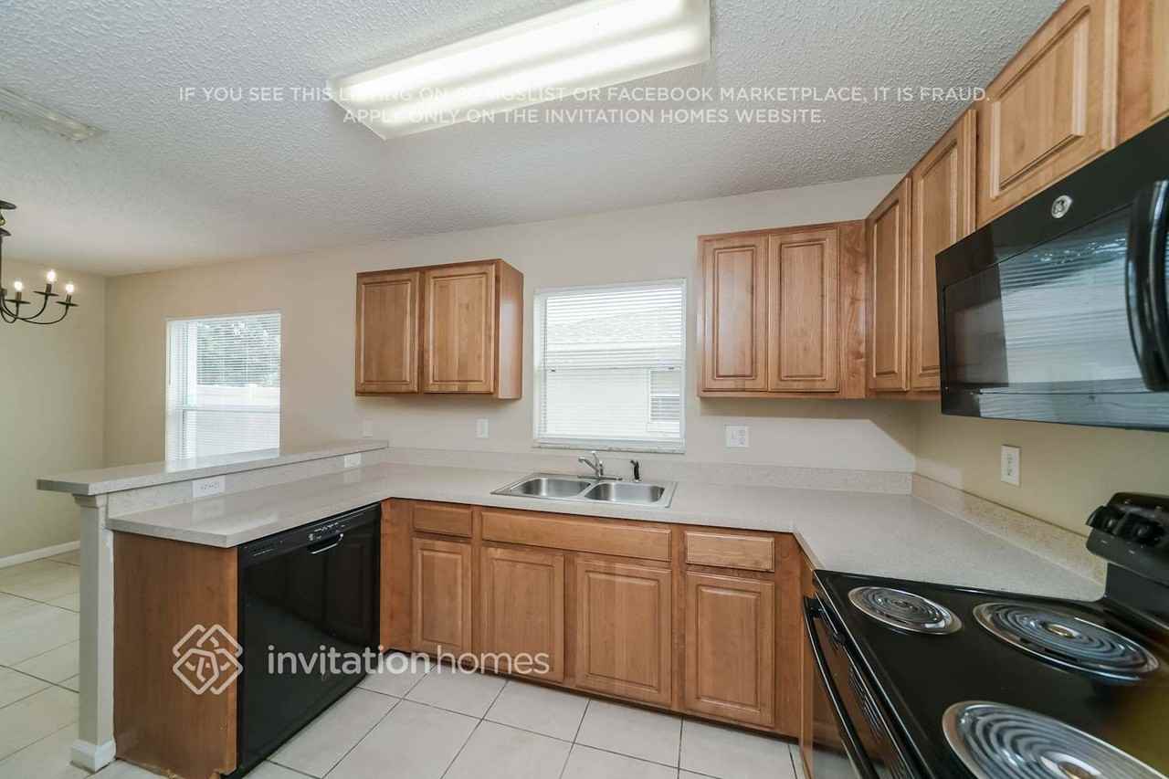491 Basking Ridge Ct - Photo 7 of 17