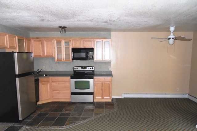 3515 28th St - Photo 3 of 15