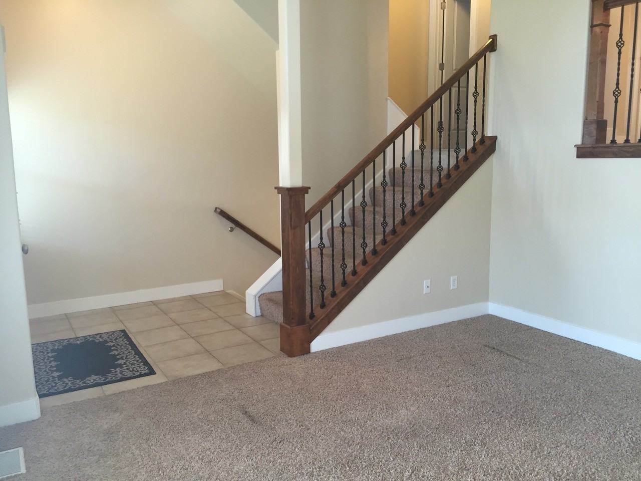 1057 E Garden Bend Pl - Photo 3 of 14
