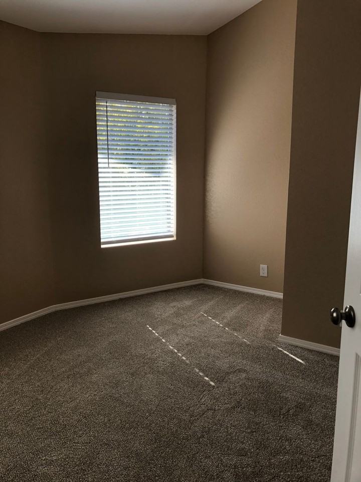 2600 Chandler Ct #37 - Photo 3 of 21