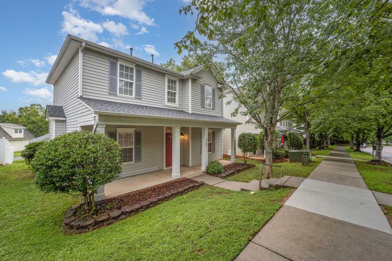 9232 Ducati Ln - Photo 2 of 23