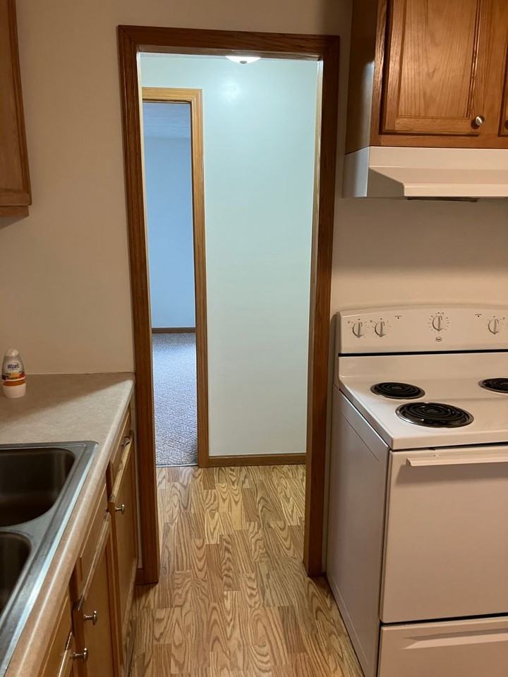 36 Meadowview Ter - Photo 7 of 17