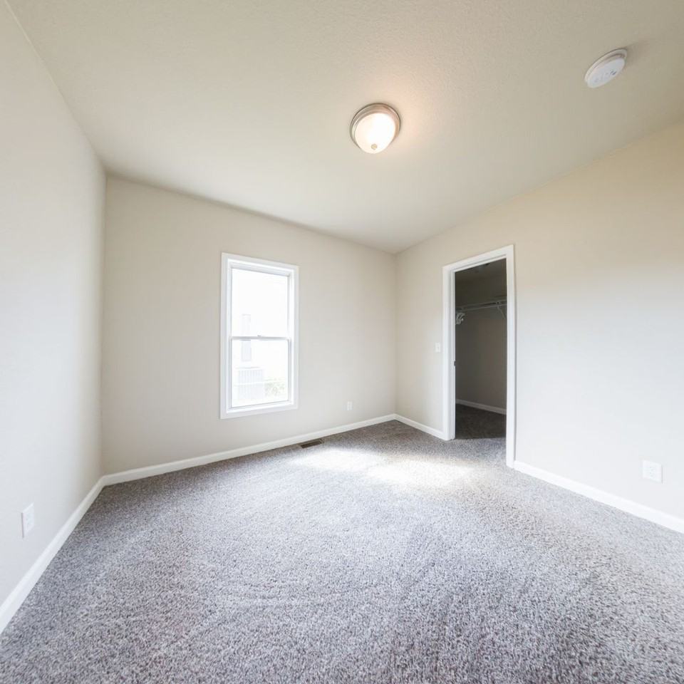 2936 Dean Ave - Photo 6 of 26