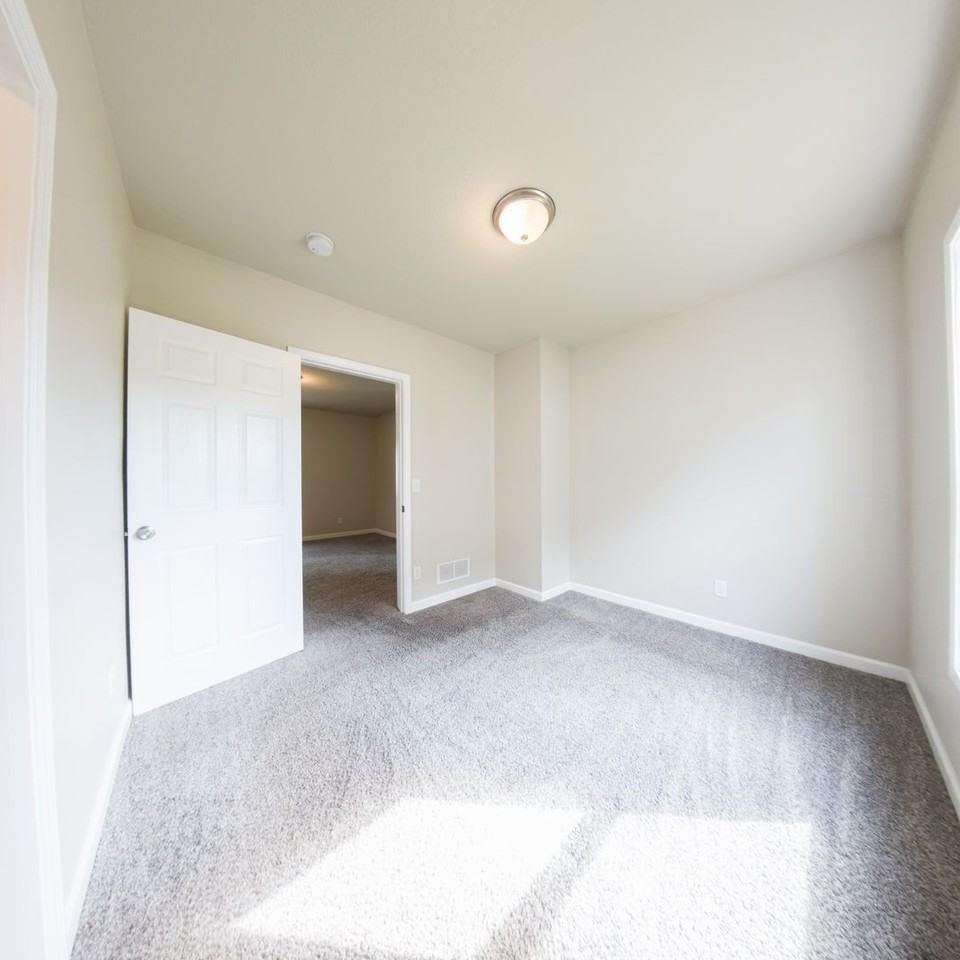 2936 Dean Ave - Photo 7 of 26