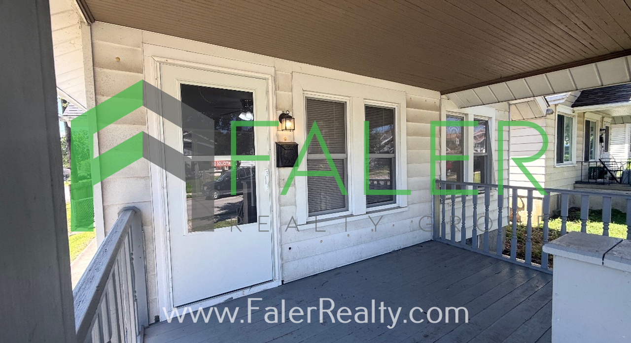 1774 Suman Ave - Photo 3 of 24