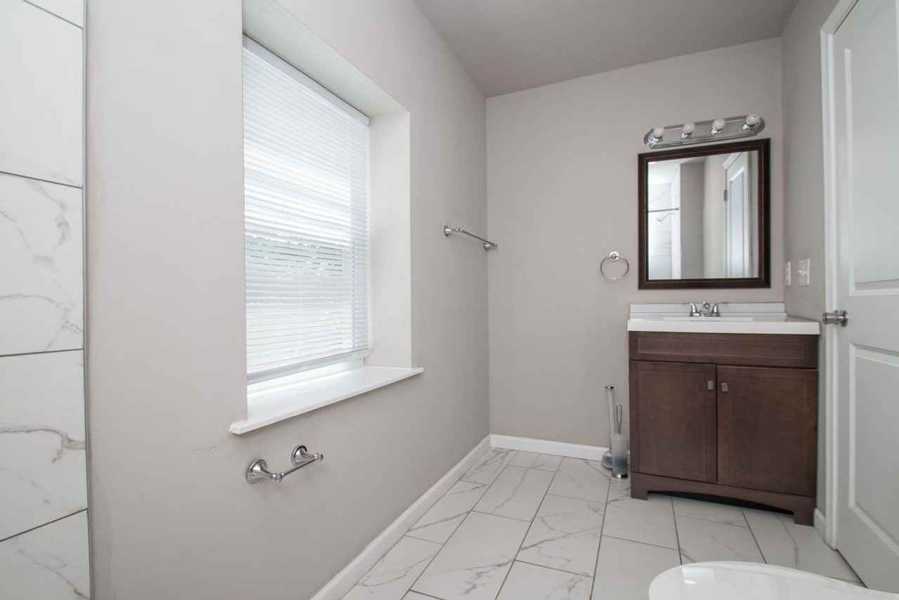 1419 N Ithan St - Photo 5 of 17