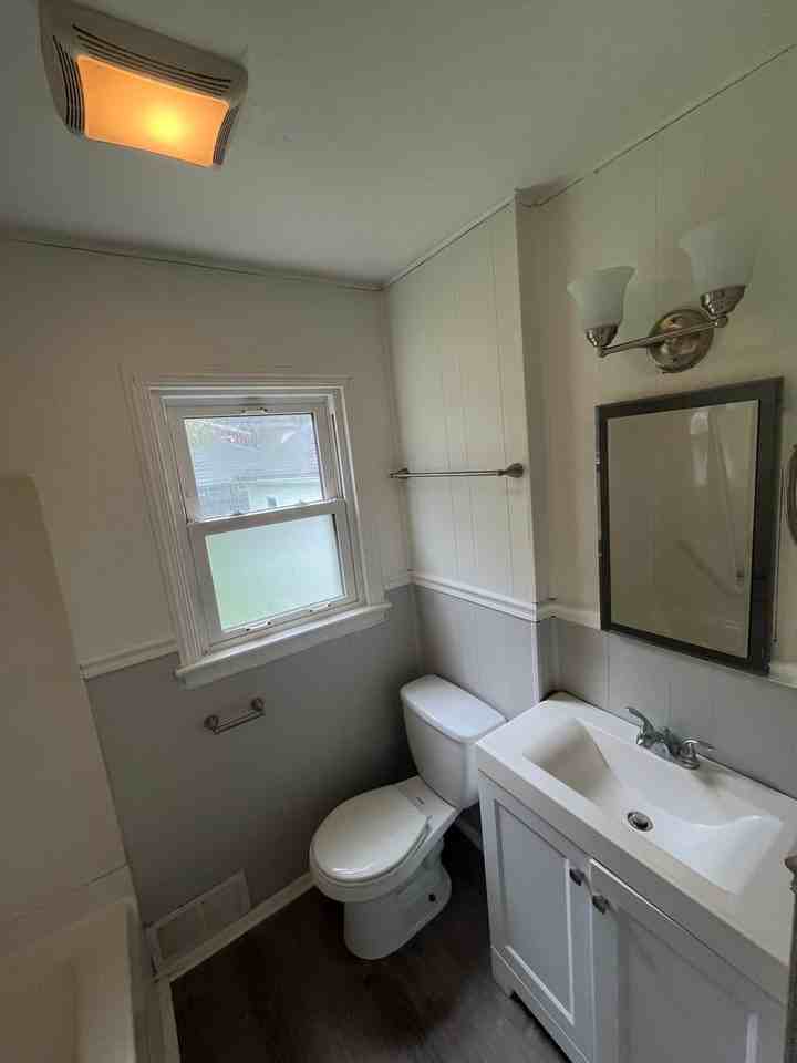 54 Northampton St - Photo 4 of 18