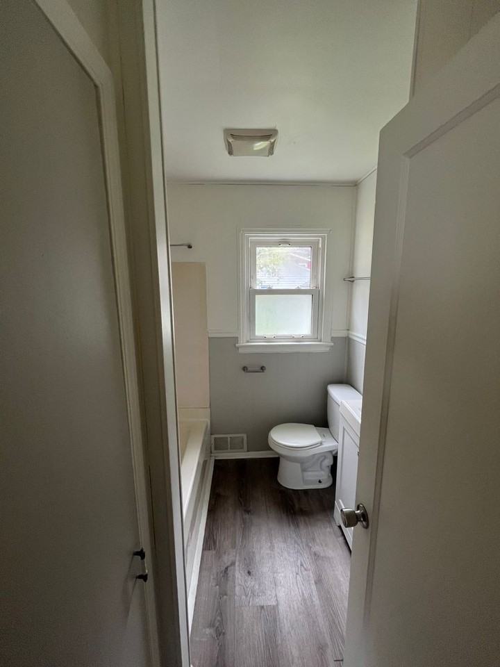 54 Northampton St - Photo 5 of 18