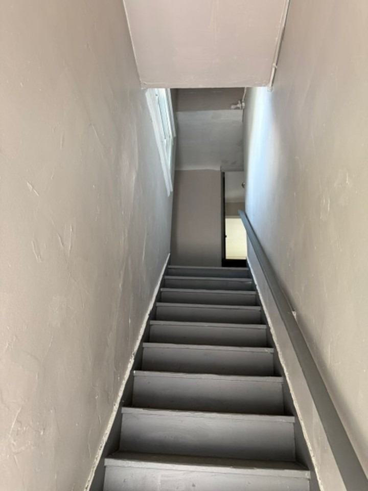 122 W 27th St ##Up - Photo 2 of 14
