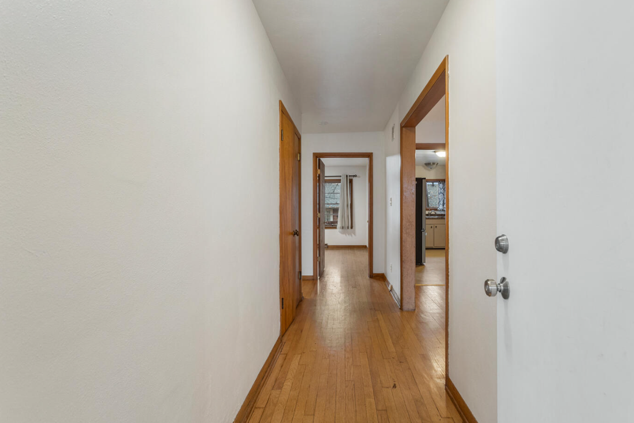 1322 Alms Dr - Photo 2 of 19