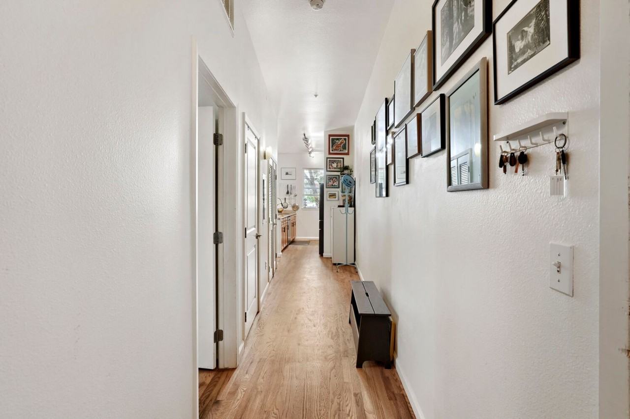 1489 Steele St - Photo 6 of 28