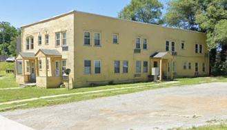 120 Avendale Ave NE - Photo 1 of 1