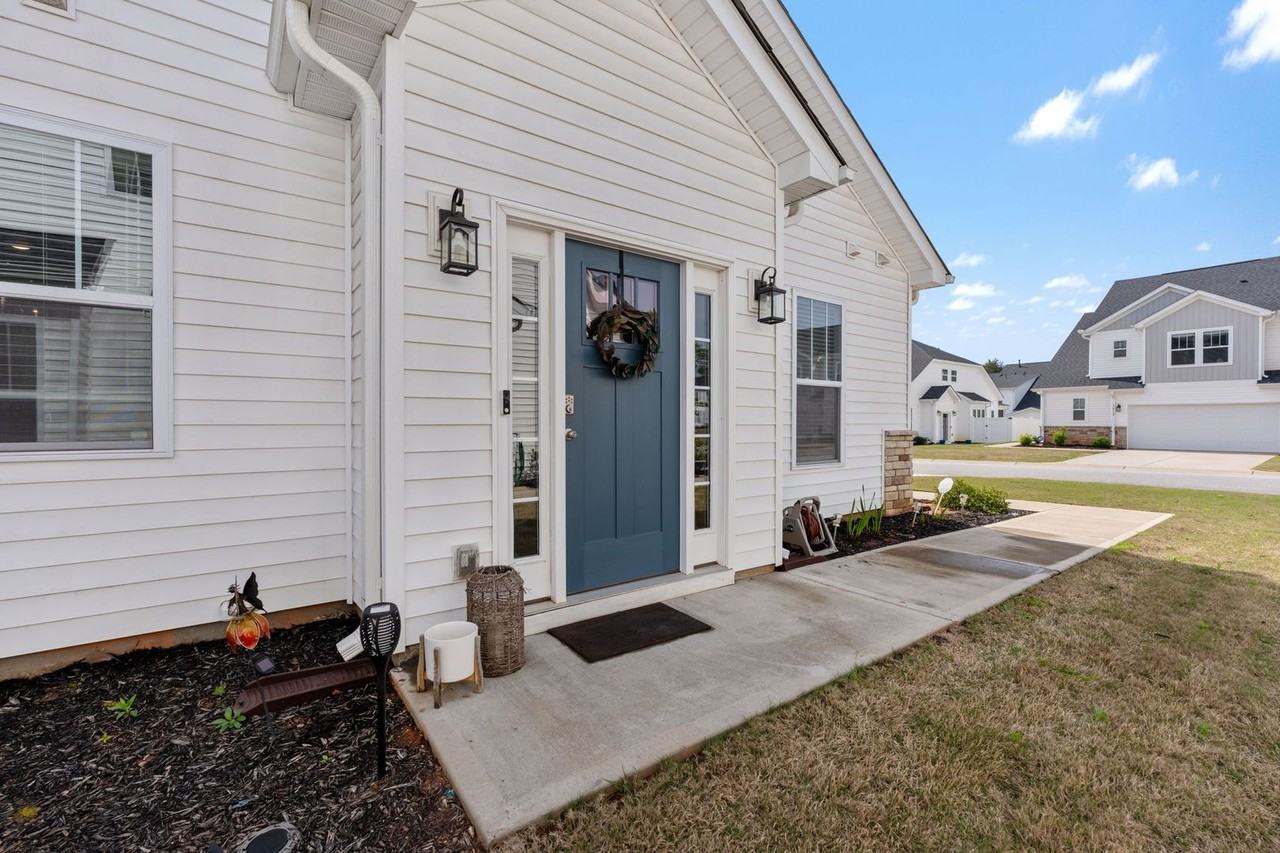 1615 1615 Chelmsford Court - 1615 Chelmsford Court - Photo 5 of 50