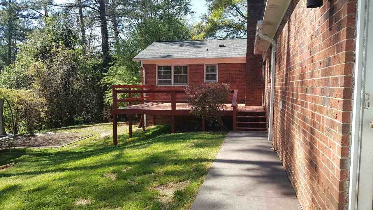 1521 Shelley Rd - Photo 3 of 6