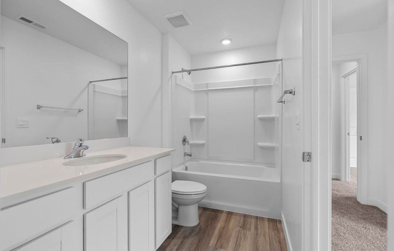 2129 S Wolverine Way - Photo 6 of 39
