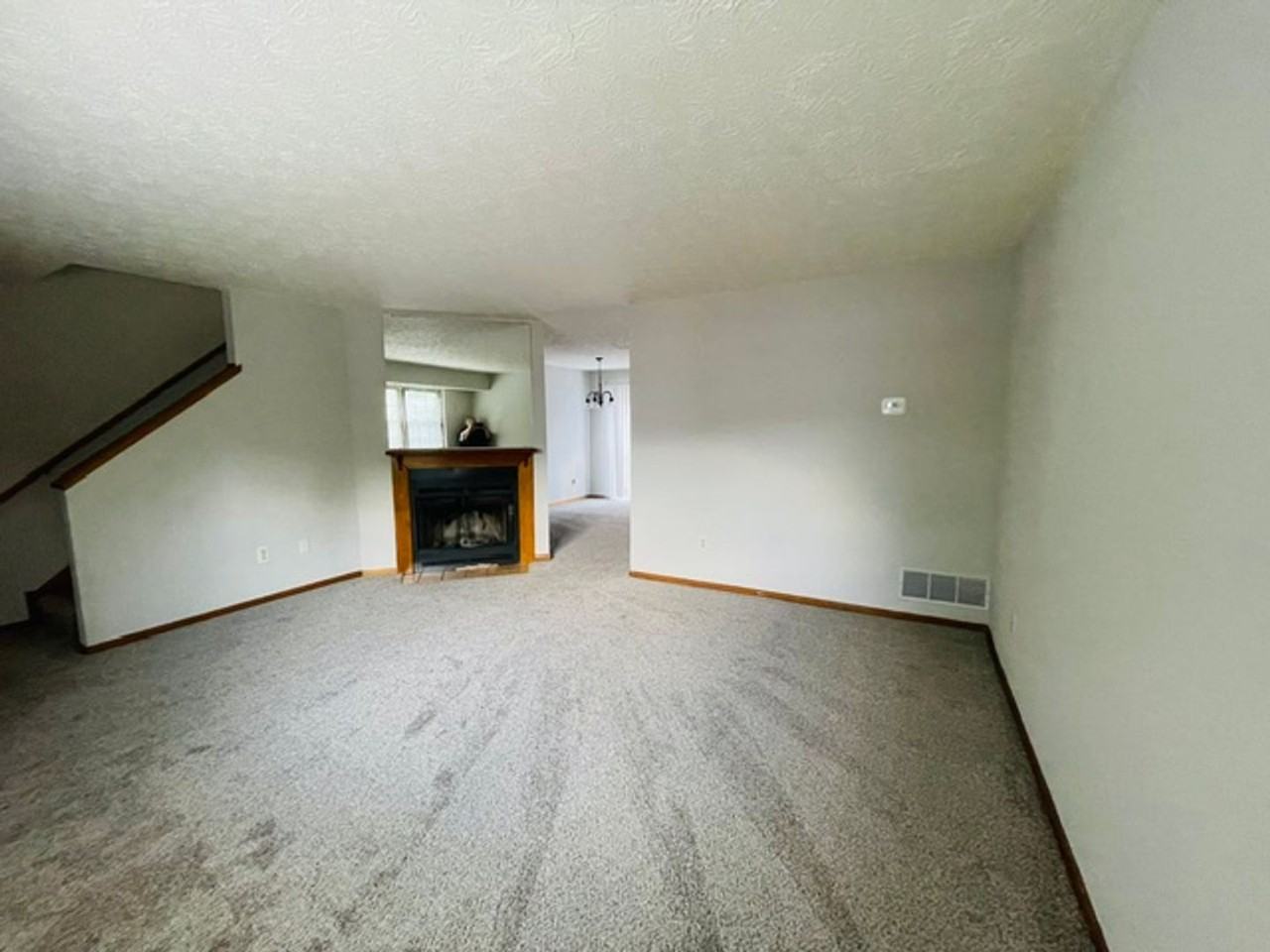 277 Cross Wind Dr - Photo 3 of 25