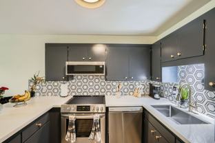1425 S Puget Dr #301 - Photo 1 of 1