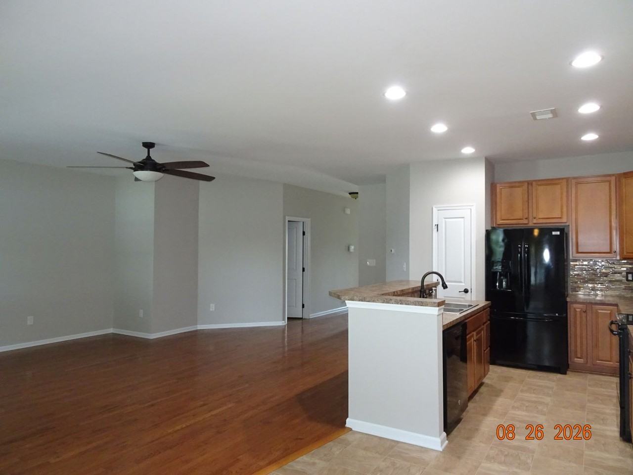 296 Concord Dr - Photo 4 of 22