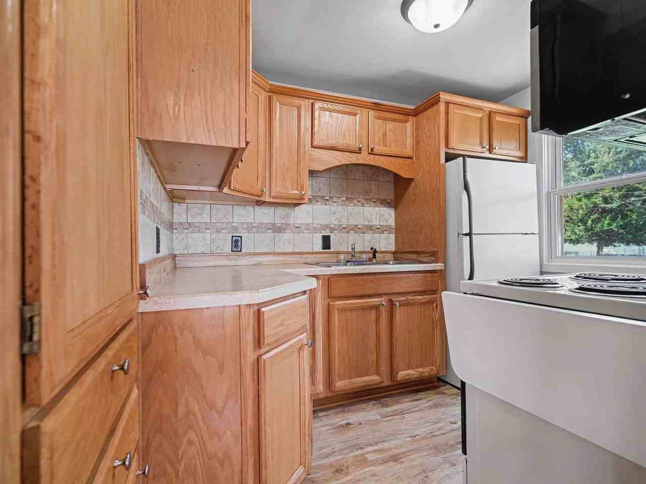 2304 Washington St - Photo 7 of 15