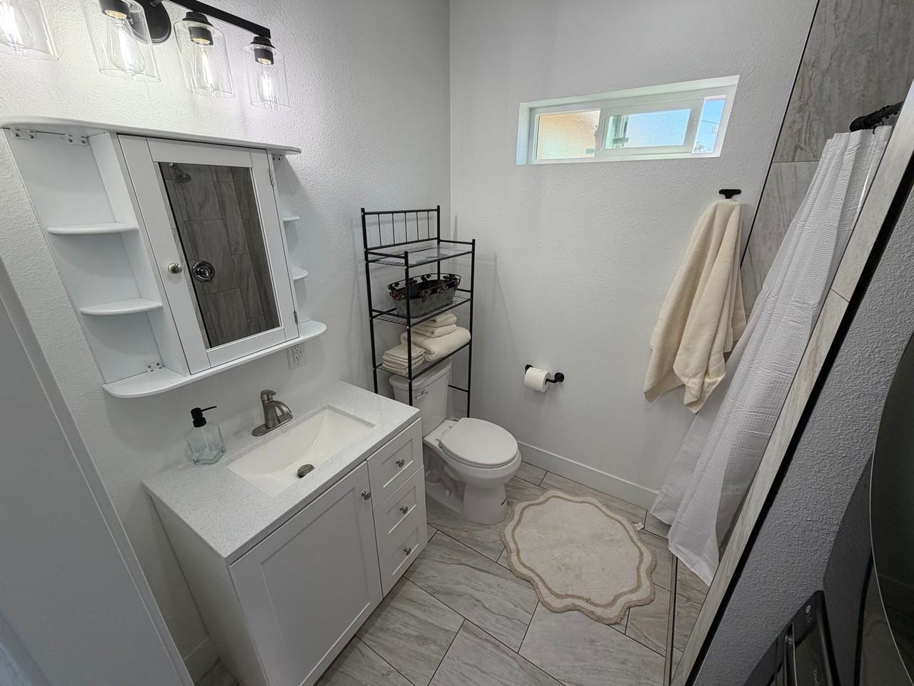 802A E Fesler St - Photo 5 of 9