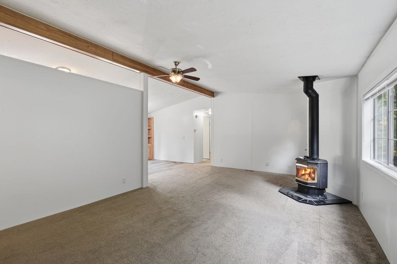 27412 Ne 45th St - Photo 4 of 21