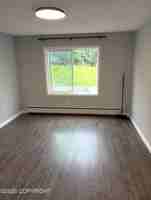 featured image of 900 W 26th Ave #7