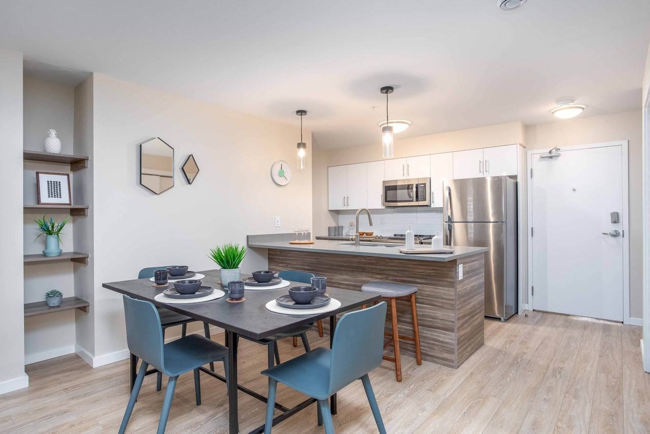 G17 Apartments at Tamarack - Photo 5 of 50