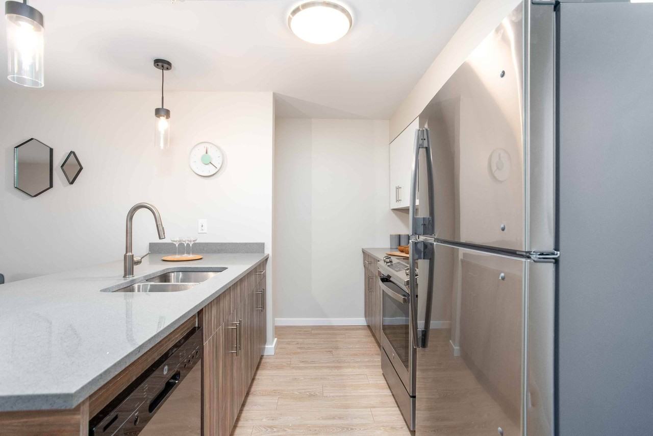 G17 Apartments at Tamarack - Photo 7 of 50