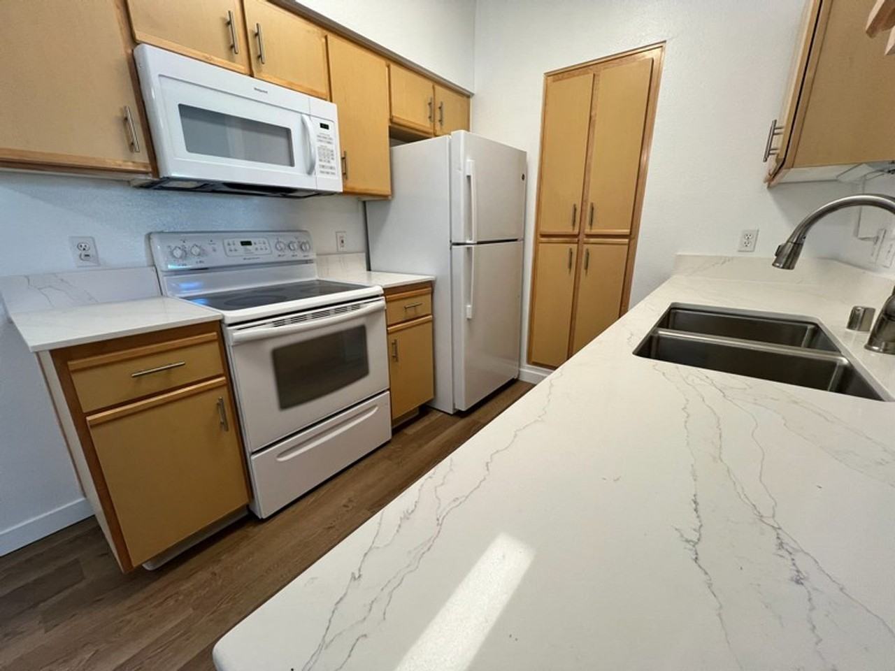 6850 Reno Rental Finders - 6850 Sharlands Ave - Photo 4 of 13