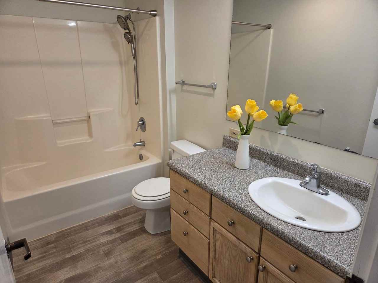 Sixth & Pine Building - Photo 7 of 35