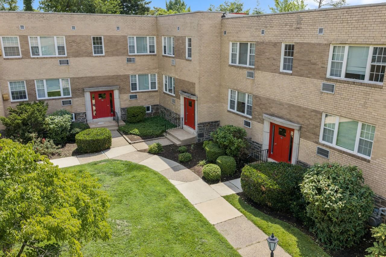 Metropolitan Bala Cynwyd - Photo 2 of 50