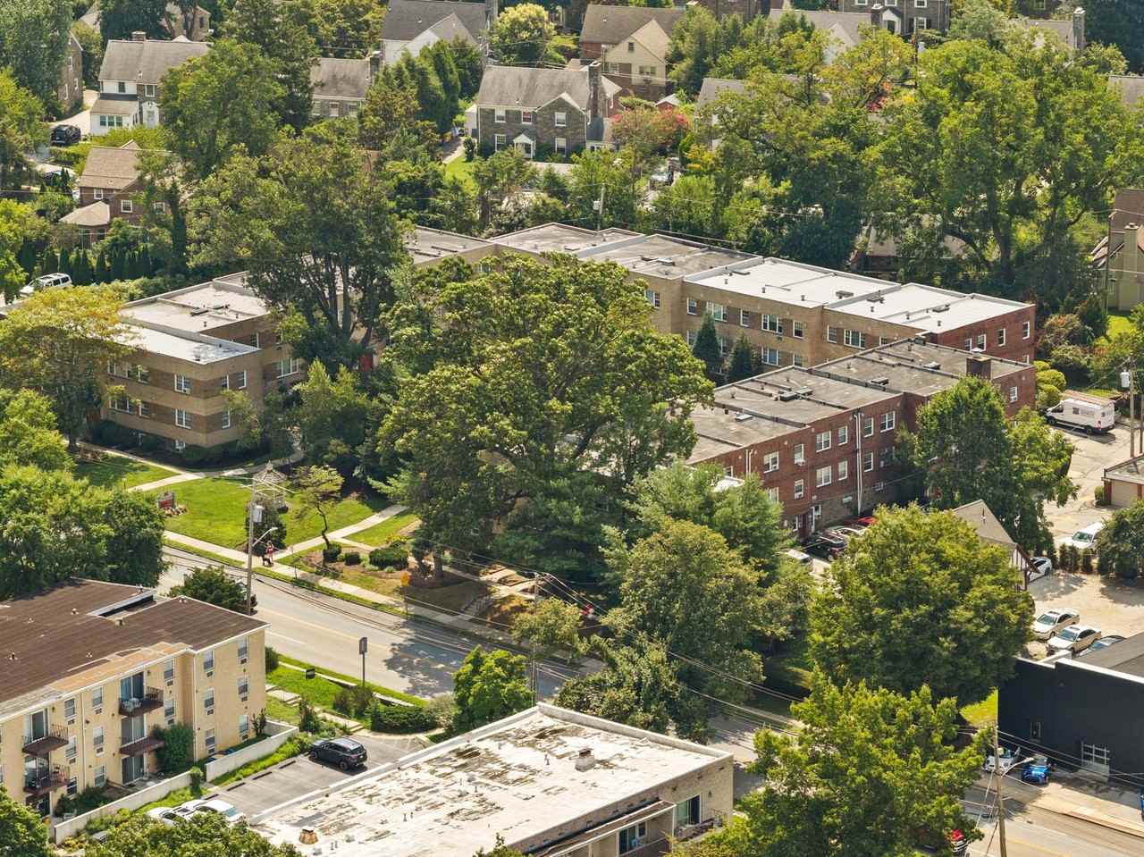Metropolitan Bala Cynwyd - Photo 4 of 50