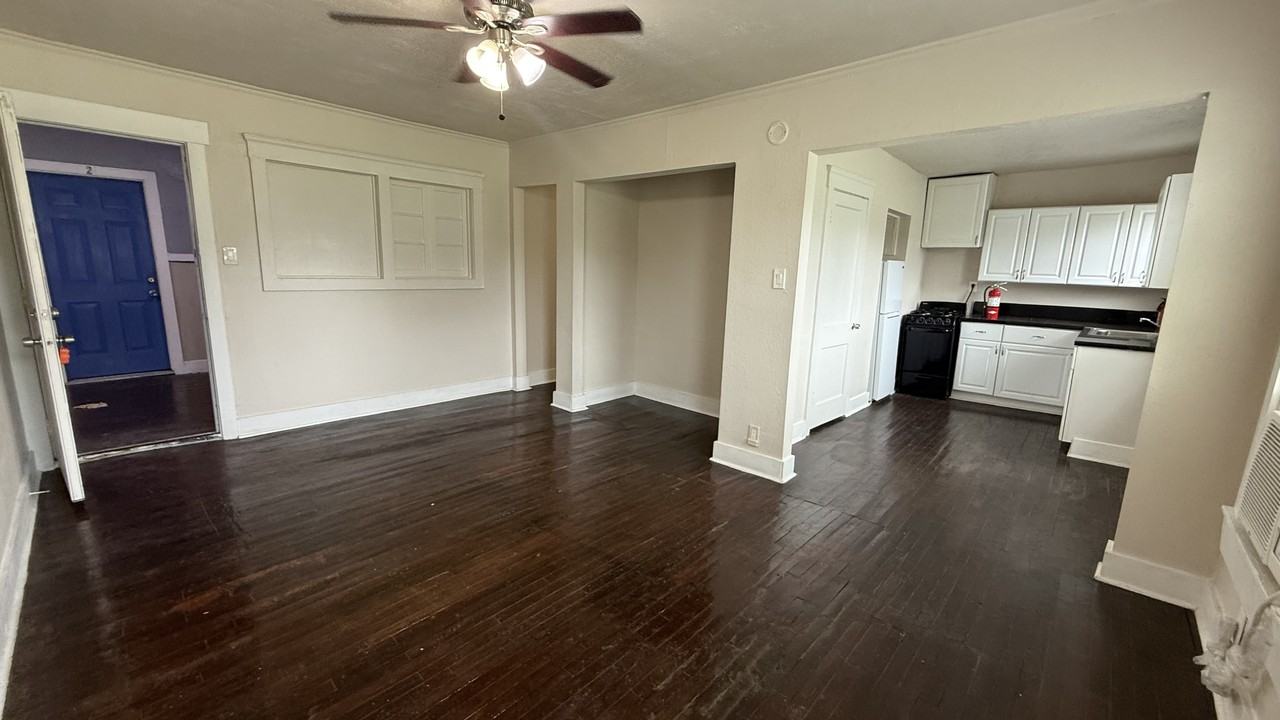 3508 Mosley07 #3508-07 - Photo 2 of 15