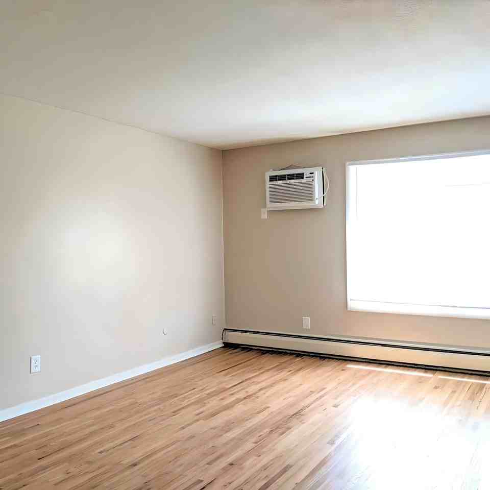 1511 Westminster St #1511-101 - Photo 7 of 25
