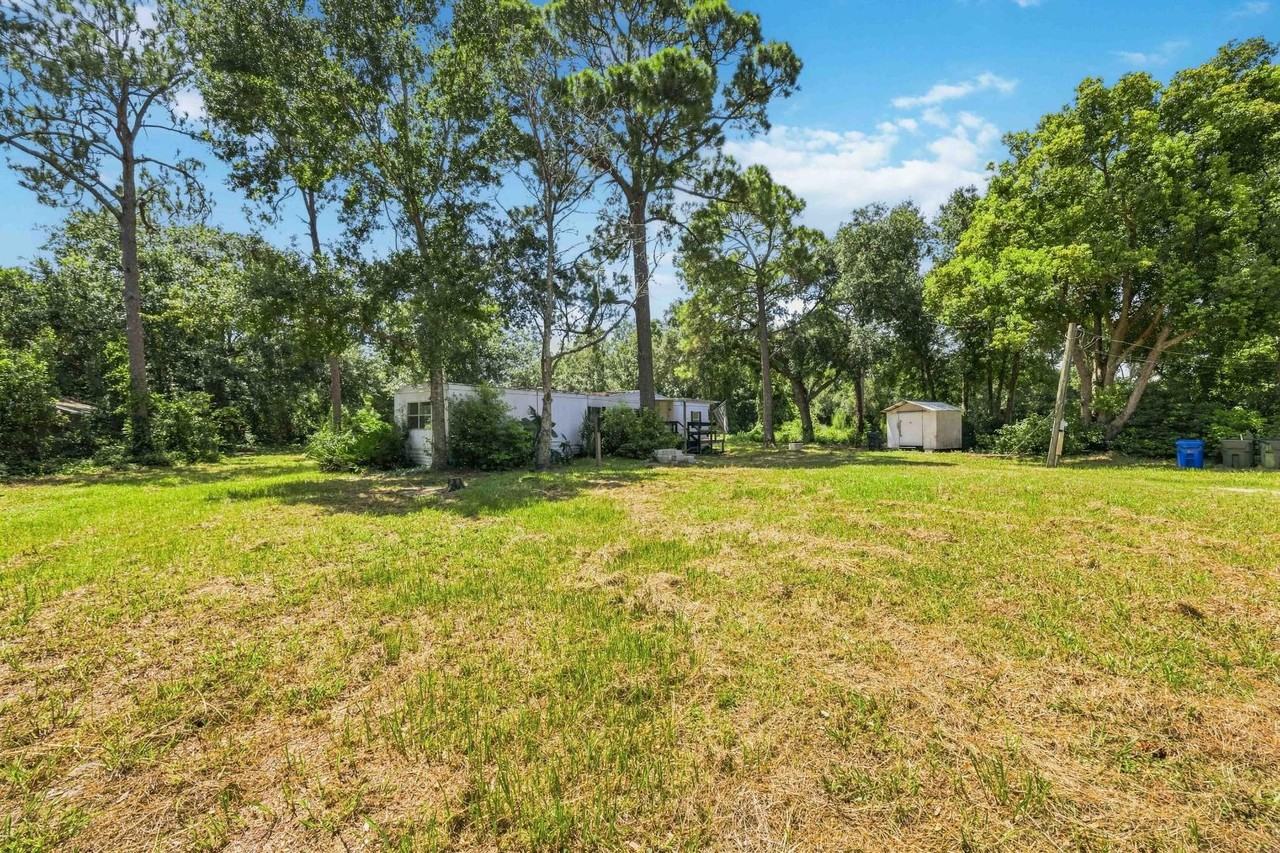 6437 Spinner Dr - Photo 2 of 20