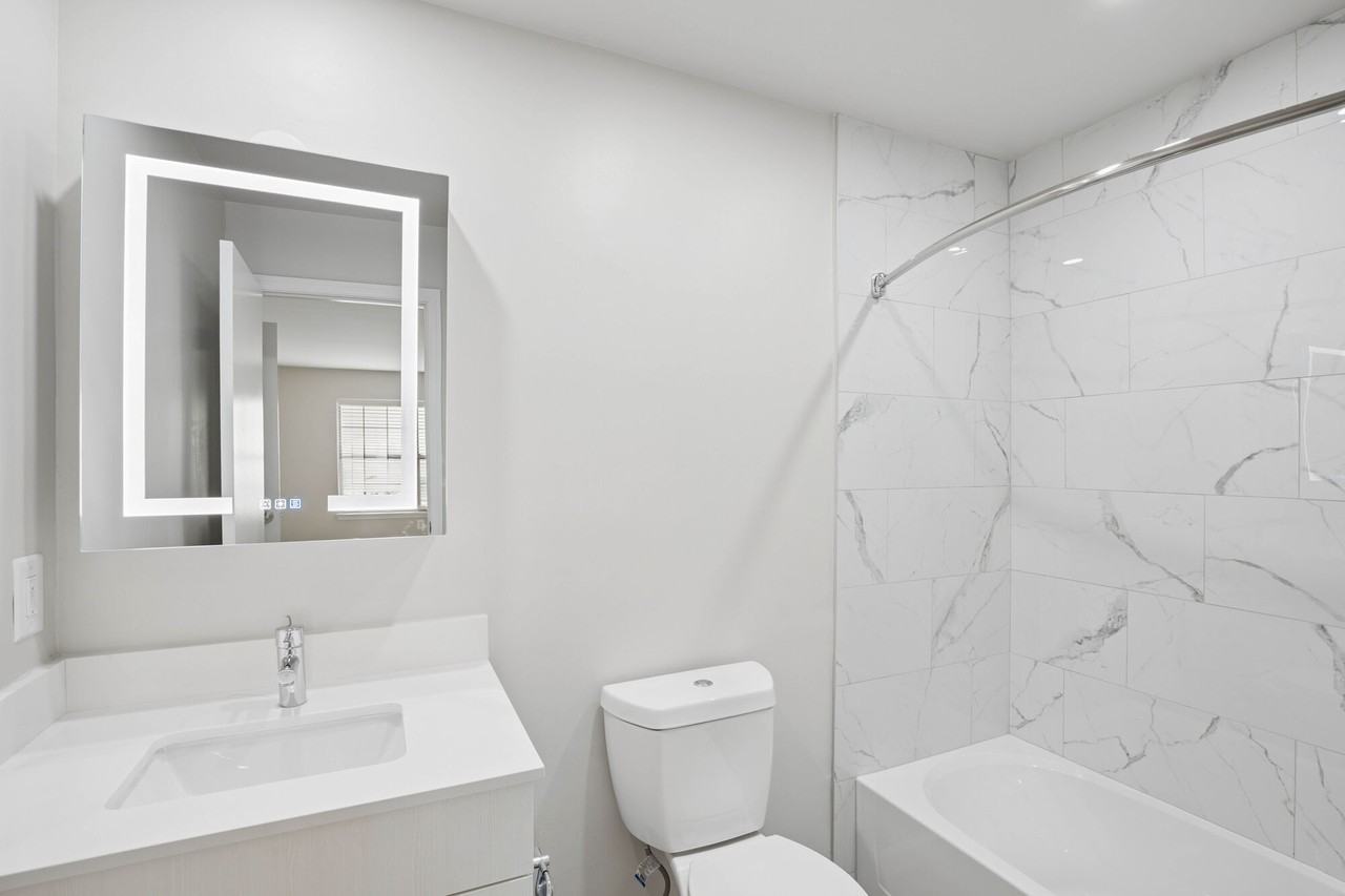 Sophias Place West - Photo 6 of 35