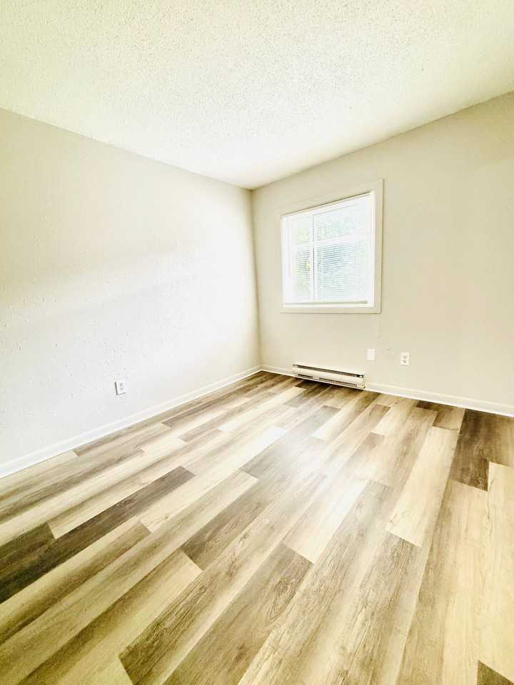 Cedar Crest Apartments - Photo 5 of 14