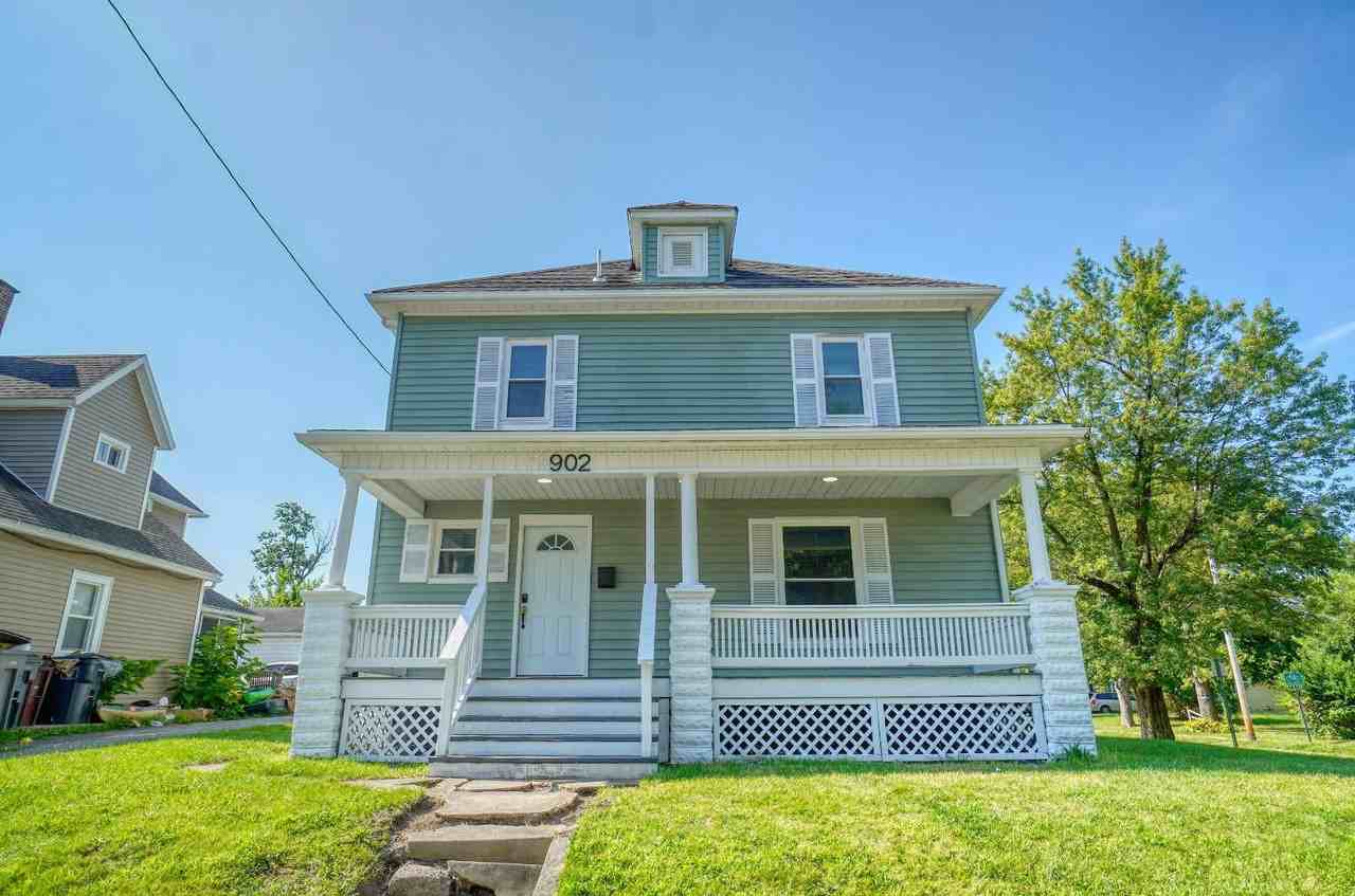 902 E Eureka St