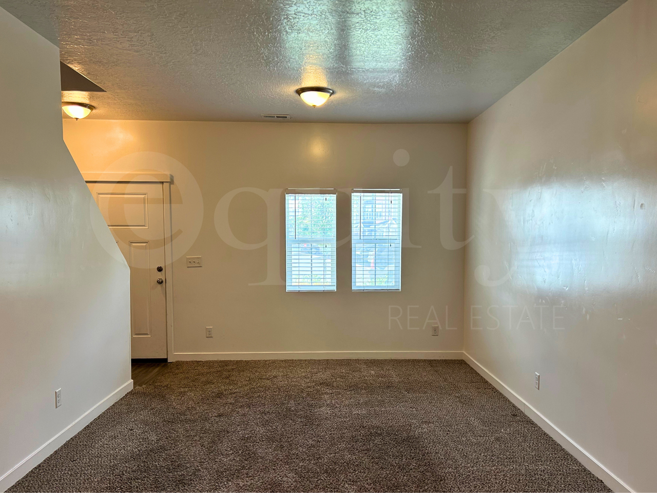 674 E 380 N #1 - Photo 3 of 23