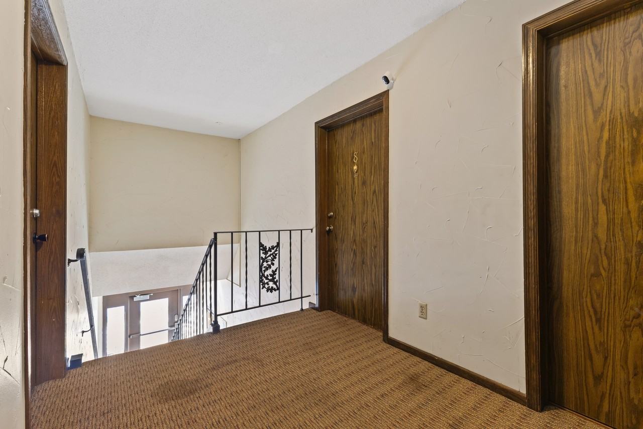 1007 11th Ave S #1 - Photo 4 of 25