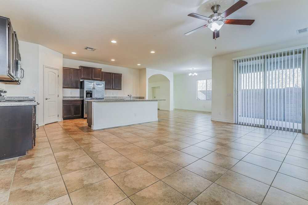 5534 E Jaeger St - Photo 5 of 17