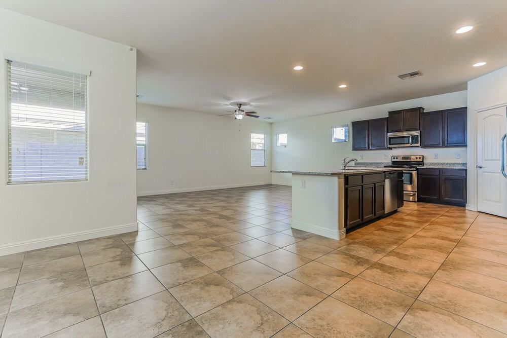 5534 E Jaeger St - Photo 6 of 17
