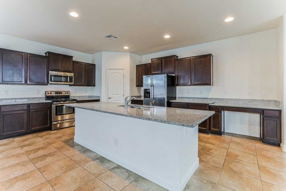 5534 E Jaeger St - Photo 7 of 17