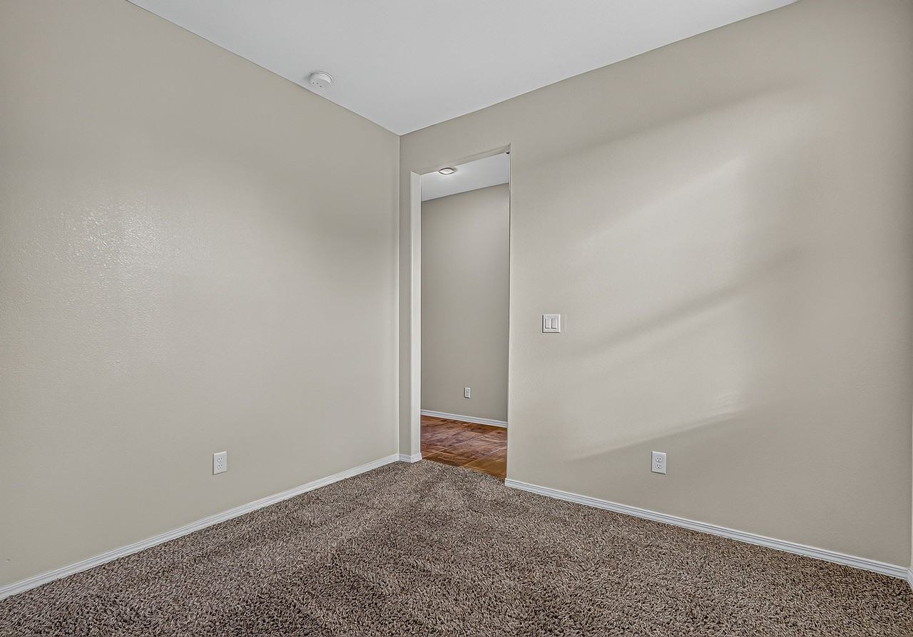 11477 Dawn View Rd #1 - Photo 5 of 30