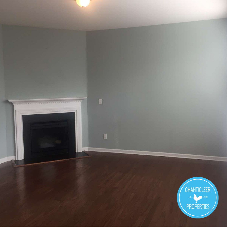 4442 Hillsgrove Rd #1 - Photo 5 of 18
